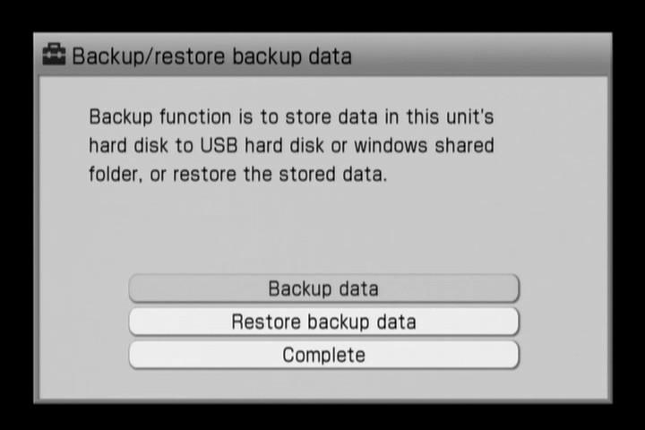 Dacă hard disk-ul conectat pe USB a fost formatat anterior în sistem FAT cu ajutorul altui computer, datele vor fi copiate în prima partiţie a hard disk-ului.