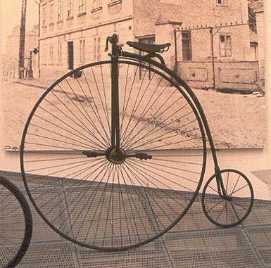 Penny-Farthing, or Ordinary Bicyclette, or Safety Source: Wikipedia Agnieszka Kwiecien Nova. License CC BY-SA.