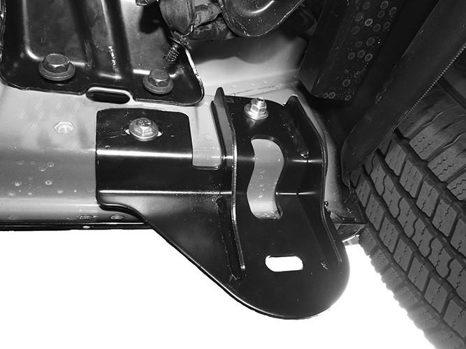 DRIVER SIDE INSTALLATION PICTURED (Fig. 5A) Bolt and Nut Plate M10 Hex Bolt M10 Lock Washer M10 Flat Washer (1) M10 Flat Washer (1) M10 Lock Washer (1) M10 Hex Nut (Fig.