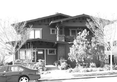 Craftsman The Craftsman/Ultimate Bungalow style dates from the early 1900s. Some of the earliest examples of the type are found in Los Angeles.