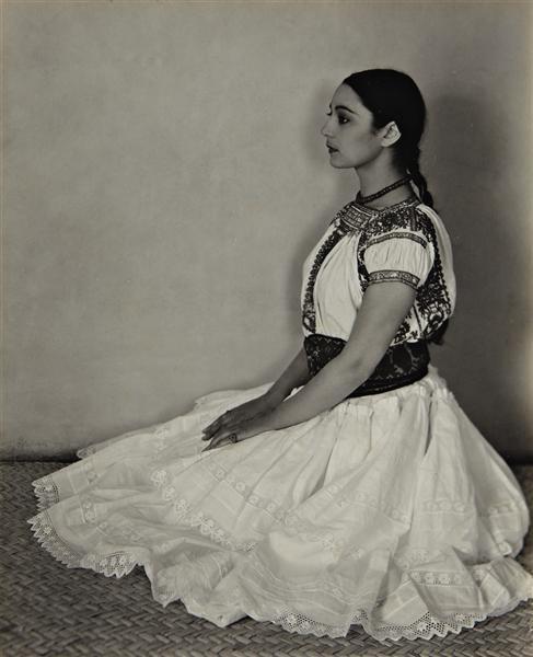 Title: Cholula Costume (Rosa Covarrubias) Date of Creation: c. 1926 Artist/Designer: Edward Weston Nationality of Artist/Designer: American (USA) Dimensions: 21.6 x 15.