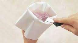 3. Pressure Control: The size and uniformity of your icing designs are affected by the amount of pressure you apply to the bag and the steadiness of