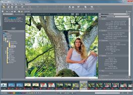 ViewNX 2 software also works effortlessly with Nikon s photo-sharing website, my Picturetown, making the uploading and viewing of your images online quick and easy.