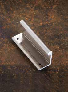 1714.2S Modric ledge pull cabinet handle