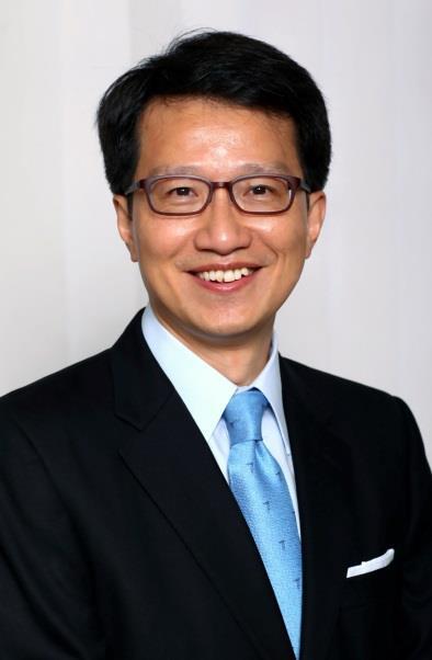 -9- Mr Simon Lam Executive Director (General Business) Insurance Authority Mr Lam started his insurance career in Hong Kong in 1984.