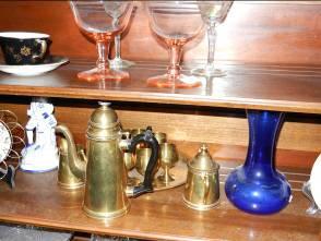 Misc. Brass and Metal Items Old Scale Jewelry Miscellaneous Collectible Items GLASSWARE, POTTERY,