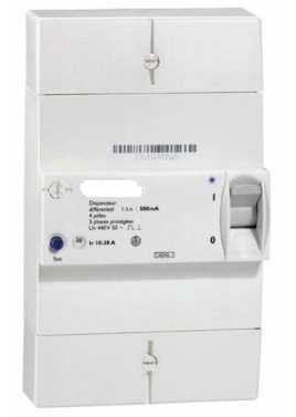 These metering elements, along with protection devices like the differential circuit breaker, are generally installed within the property but belong to the electrical energy distribution company.