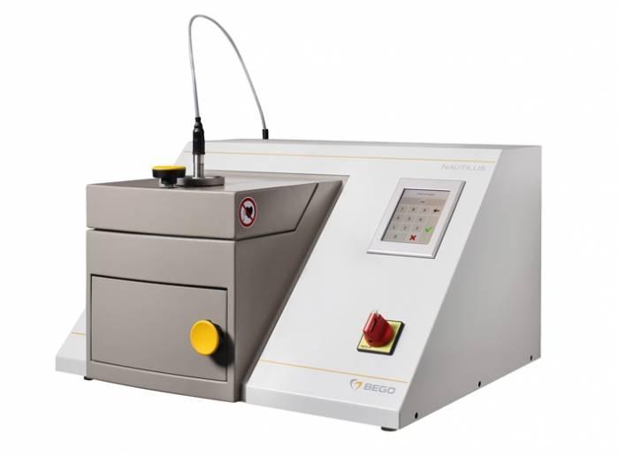 Induction Casting units Technical Specifications * Rated voltage: 230 V, 50/60 Hz * Special voltage: 200-240 V, 50/60 Hz * Power consumption: approx. 16 A * Induction melting power: 3.