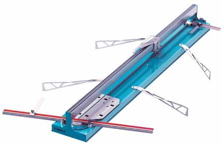 Hand cutter for perfect cutting of ceramic tiles, especially for cutting tiles, glazed or extruded tiles, and porcelain tiles.