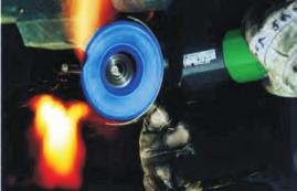 Fast cuts on steel, cast iron & welds Thin cut-off wheels (1mm) give
