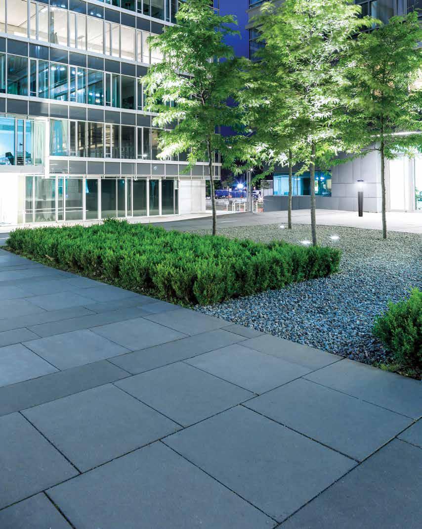 And much more... For expanded consistency across the project scope, including bollards and flood lighting, see our entire Philips professional landscape lighting portfolio at philips.