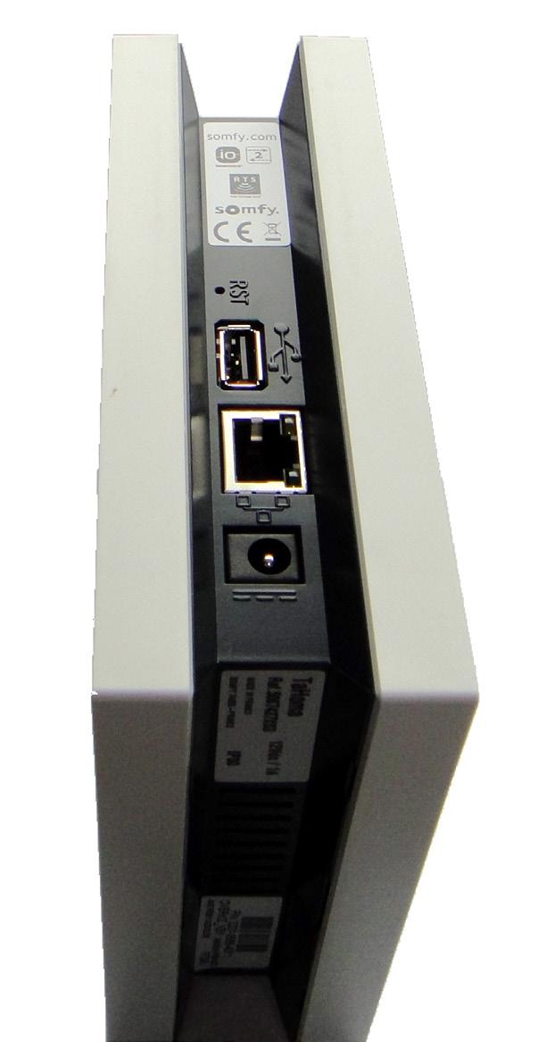 Indicator de stare a modului* Priză Ethernet Priză adaptor la rețea *