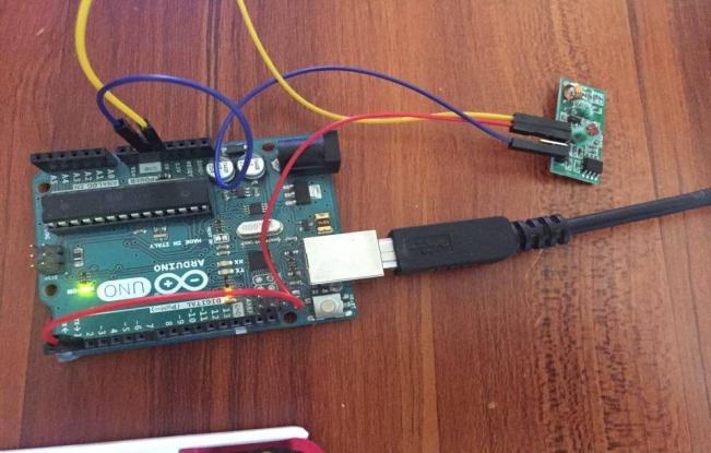 3.3 Arduino Uno and 433MHz RF Receiver Module In order to receive the detected signal, we use 433MHz RF receiver and arduino uno.
