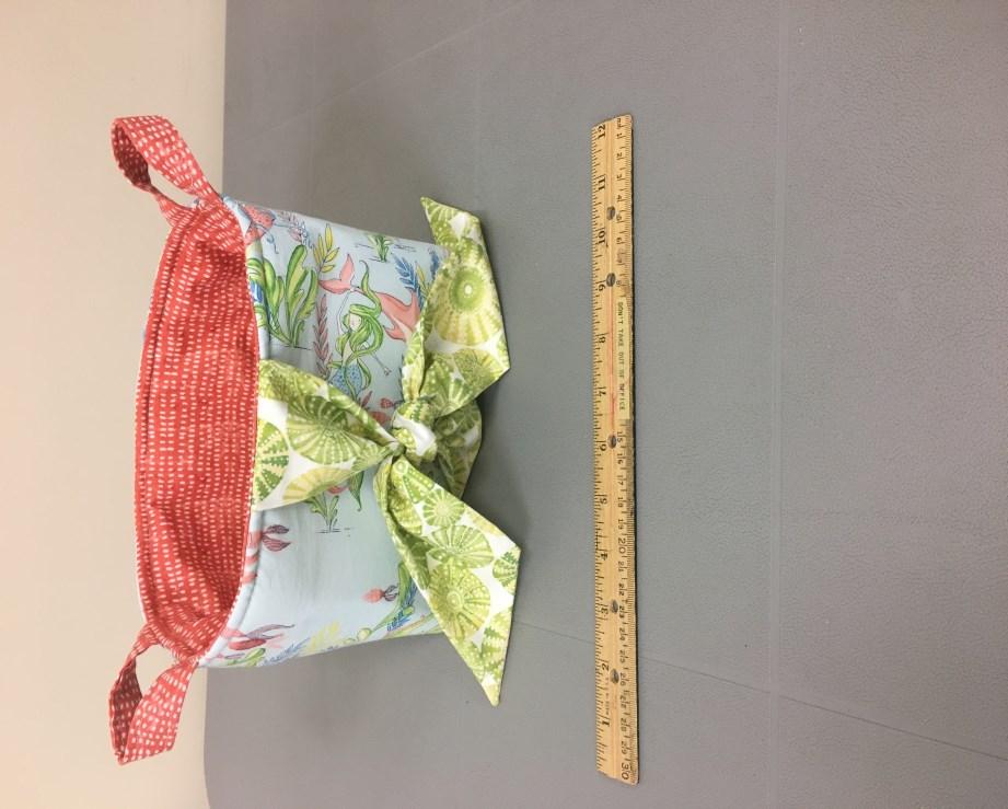 *Time: 2:00 pm-5:00 pm *Teacher: Harlene Welch *Students must bring: 8 x 10 picture frame, small pair of scissors, pencil Primitive Christmas Tree Basket This wall basket makes a great door