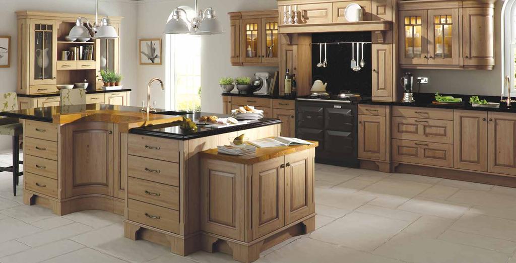 Timber DANTE LIGHT OAK ANTIQUED Manufactured from solid European Knotty Oak, this traditional style kitchen can t fail to inspire with its subtle antiquing and dignified rural look.