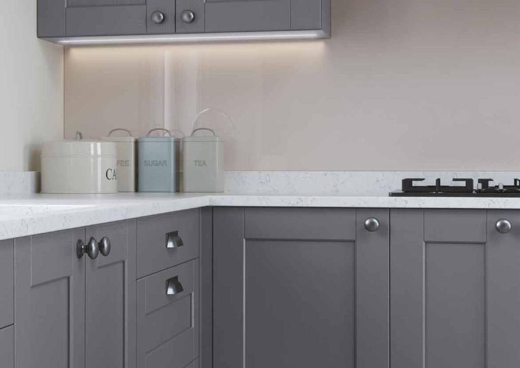 Always evoking a feeling of home, the traditional kitchen contains a myriad of elements that still make it one of the most popular choices for