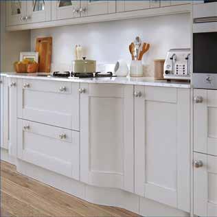 MADISON Light Grey The simple detailing of the Madison door makes it the ideal