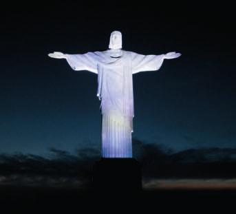 An integration of old and new Villa, Wiesbaden, Germany Christ the Redeemer Monument, Rio de Janeiro, Brazil Baccarat, Moscow, Russia LED technology is changing the way we light the past.