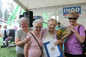 The Pine Needle Press Page 8 Golden Girls, Phyllis Brodie, Neova Barnes, Rose Thompson and Carol Gates are all smiles after the ceremony inducting Rose into the Nevada County Fair Hall of Fame.