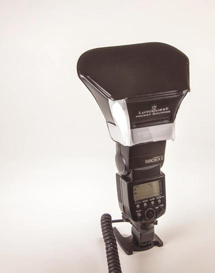The color emitted by this daylightbalanced strobe is similar to sunlight at noon on a clear day.