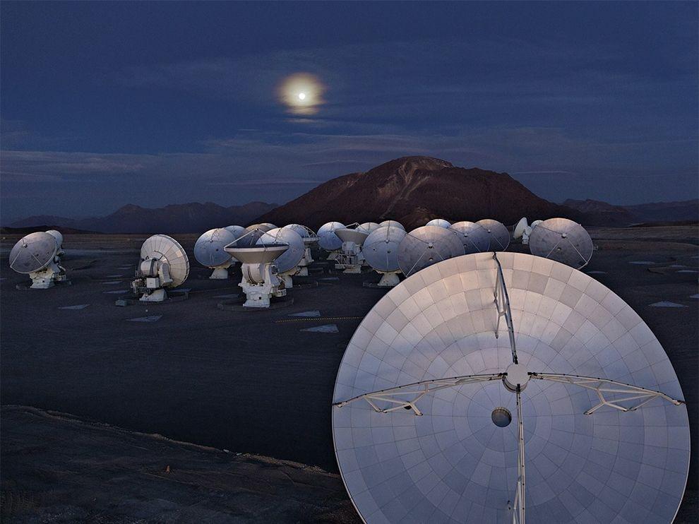 Atacama Large MM Array (ALMA), Chile In partnership with EU & Japan At an altitude of 16,500 ft 50 antennas Effective