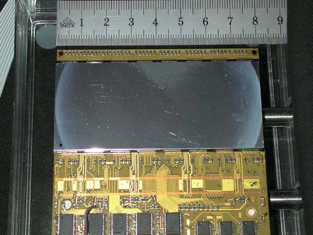 The PILATUS Project PILATUS Module Typ I (Aug 2001) Module Data Active Area: 79.6 x 35.3 mm 2 (continuously sensitive) 157 x 366 = 57462 pixels 16 chips (radiation hard) Pixel size 0.217x0.