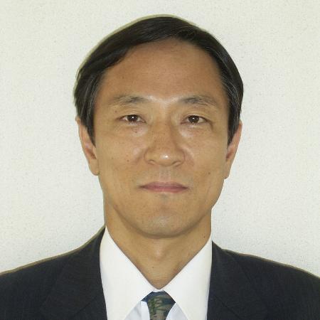 Takahashi was Senior Managing Director at The Norinchukin Bank, where he held various leadership positions in the areas of investment and management including General Manager of Credit & Alternative