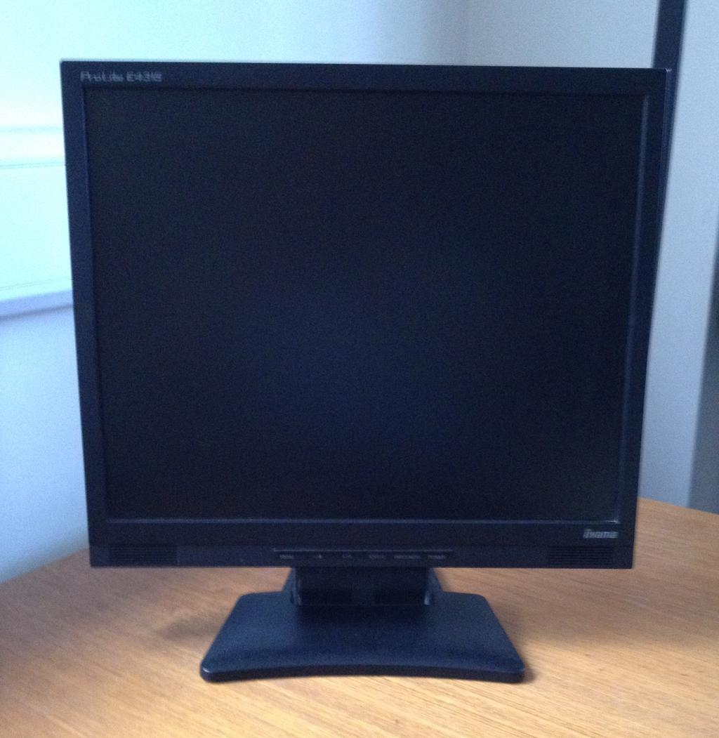 com/downloads/emea/products/snp/ And a single square format monitor The square "IIyama" Prolite E431S 17" monitor is free to any one that wants it. For specifications see: http://www.pcworld.