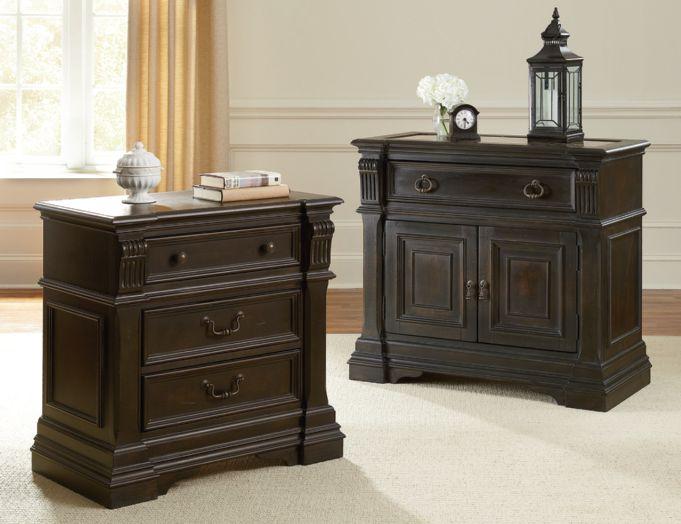 407-420 Drawer Nightstand (Electrical rear outlet