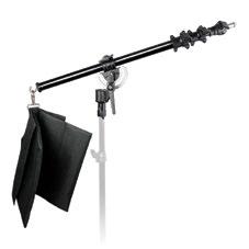 The boom stand features an extendible arm, which can be extended up to 220cm. The stand features a non-slip twist lock for quick and easy set-up.