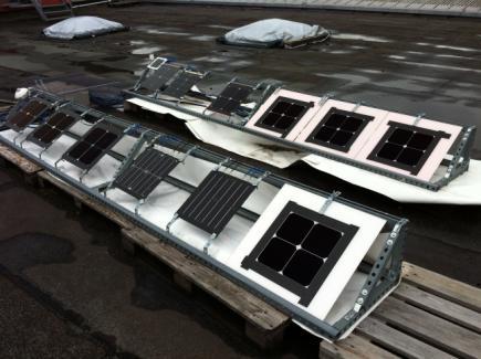 modules - outside testing field for 4 large modules - capable of four solar cells in one run - chuck with controllable temperature (10-230 C, active