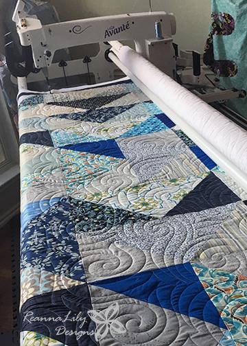 (HA!), is perfect. The quilting pictures turn out so neat. All aboard the binding train! Most everything I quilt is finished with machineapplied and machine-finished binding.