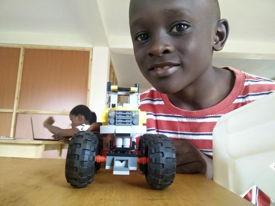 Robotics on the African Continent FundiBot Reach: 15