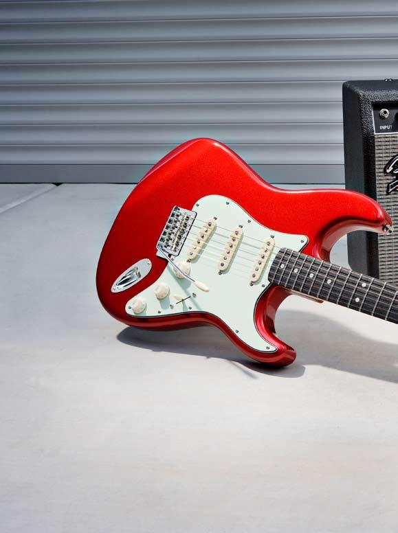Squier ClassicVibe Stratocaster 60s, shown in Candy Apple Red.