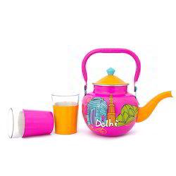 HOTEL GIFTS Mumbai Special Kettle Hand Painted Bollywood Themed Kettle With Two Chai Glasses