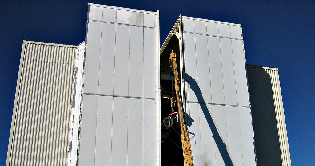 106 An external crane was used for this operation since the permanent cranes inside the telescope chamber did not have the appropriate reach. Figure 2-40.