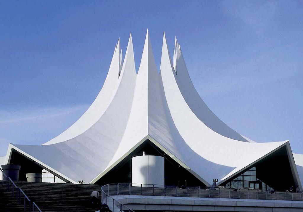 Flat roof fastening systems eference 3 Tempodrom Concert Hall, Berlin - Germany / 2001 oofsize: oof built-up: Fastening system: 5'000 m2 - mechanically fastened - Steel