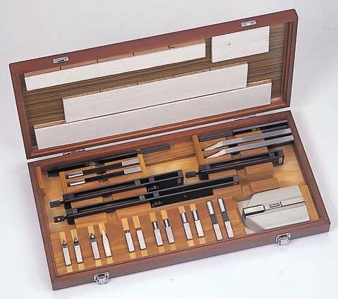 Gauge Block Accessories Series 6 These accessories are specially designed for long gauge blocks over which have two coupling holes on the body.