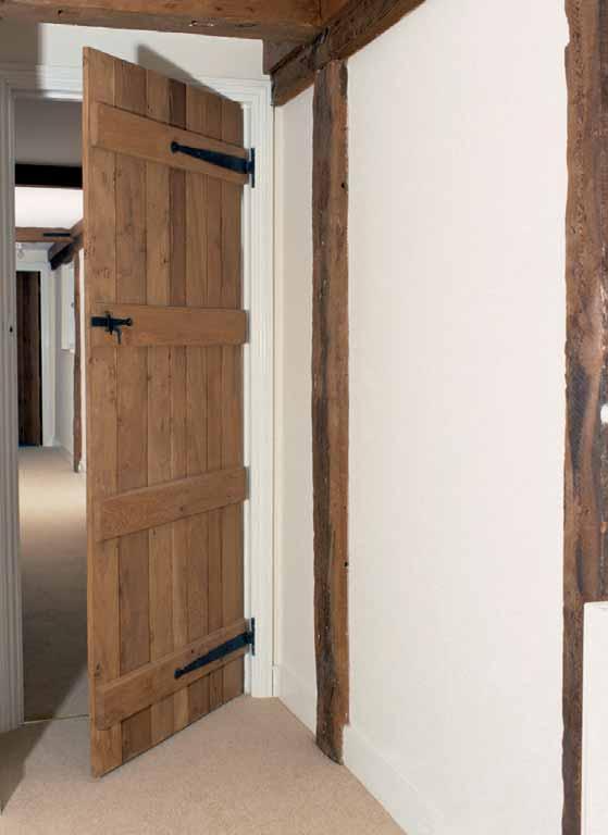 Superior joinery Working with well-seasoned prime oak, or rustic timb of bespoke pieces.