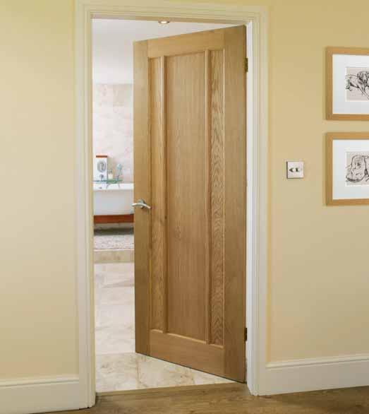 Worcester Oak This oak engineered door has a stylish design and classic panels that sit comfortably in both traditional and modern homes.