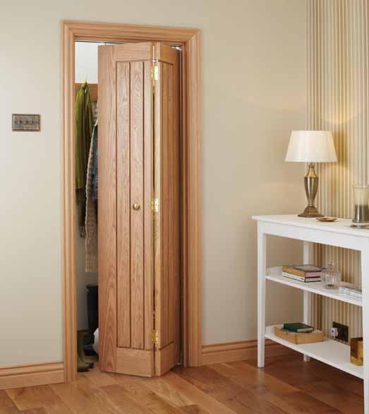 Dordogne Oak bi-fold With a bold design, this bi-fold door works well in traditional interiors where space is limited.