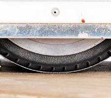 Unlike other brands, Bona s abrasive belts can be run in both directions so both sides of the