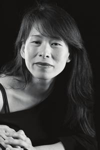 Kim Thúy Author As part of the exodus of Vietnamese boat people, Kim Thúy fled Vietnam when she was 10 years old.
