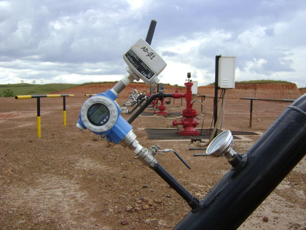 Wellhead Monitoring for Heavy Crude Oil Extraction Objectives o Reduced installation time (from 15 days t o 3 days) o Eliminate