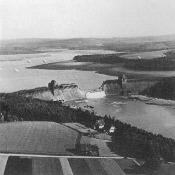 The Stress of It All 47 Figure 4.6. The Möhne dam in Germany s Ruhr Valley the day after the Dambuster raids. Photograph taken by Flying Officer Jerry Fray of No.