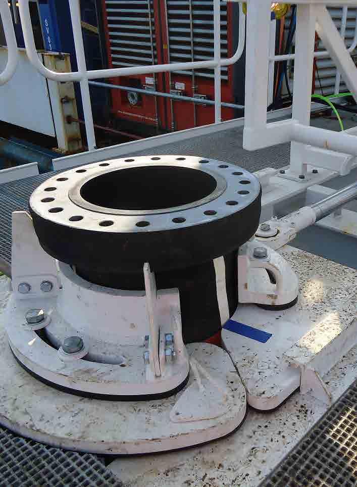 CINGUVU OIL FIELD SAL OFFSHORE Custom designed overboarding tool for the subsea installation of 4 manifolds MANIFOLD INSTALLATION - CINGUVU OIL FIELD SAL Offshore was in need of a partner to assist