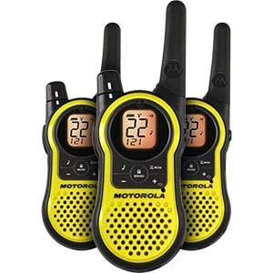 FRS Radios FRS Family Radio Service radios 14 channel radios that operate in the UHF band 462-467 MHz. Of those 14 channels 7 are shared with the GMRS radio frequencies.