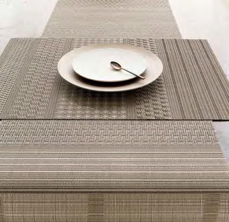 NEW STYLE NEW STYLE Plaid Mixed Weave Luxe RECTANGLE RUNNER 14" x 19" 14" x 72" 36 x 48cm 36 x 183cm COLOR NO.