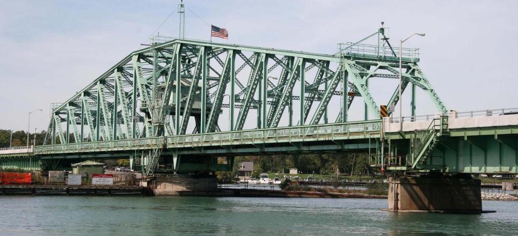 Grosse Ile Free Bridge Swing Span Pratt truss