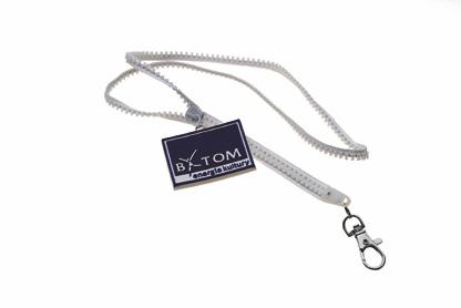 com Lanyards Quantity >2000 >5000 >10 000 Quantity >2000 >5000 >10 000 ~ 43cm Additional color: pricing Standard size of the puller: around 25 x 25 mm Standard shapes of the puller: square,